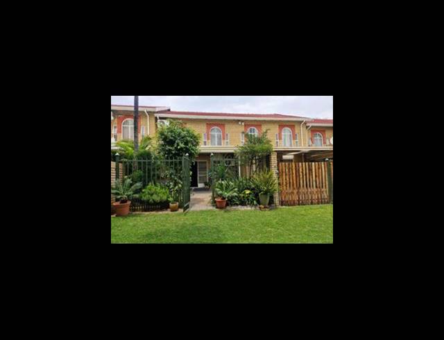 3 BEDROOM DUPLEX SOLD IN MAGALIESKRUIN